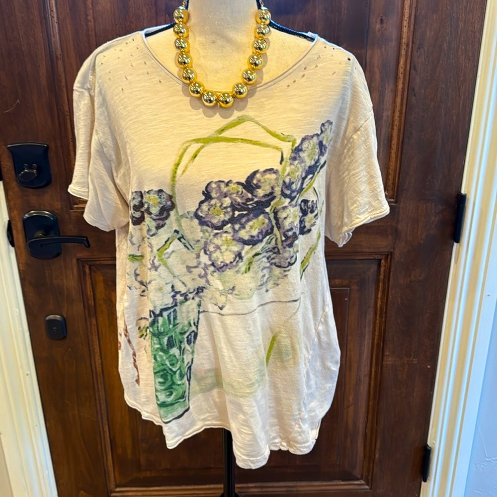NWT Magnolia Pearl Paint My Dreams Vincent Van Gogh Tee Sold Out. Hard to find
